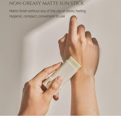 Beauty of Joseon Matter Sonnenstift mit Beifuß + Kamelie, Sonnenschutz für Gesicht und Körper mit LSF 50+ und PA++++, 18 g